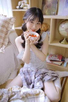 明星专题：王丹妮
